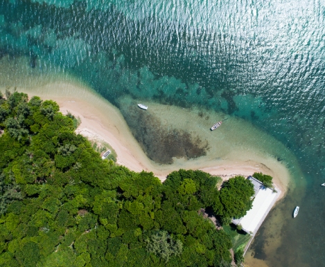 Bay to Bay excursion in southern Mauritius, exploring scenic beaches and South landscapes