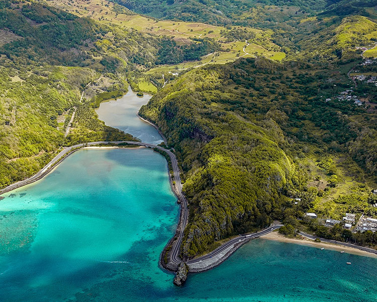 La Route Panoramique de Macondé et Baie du Cap