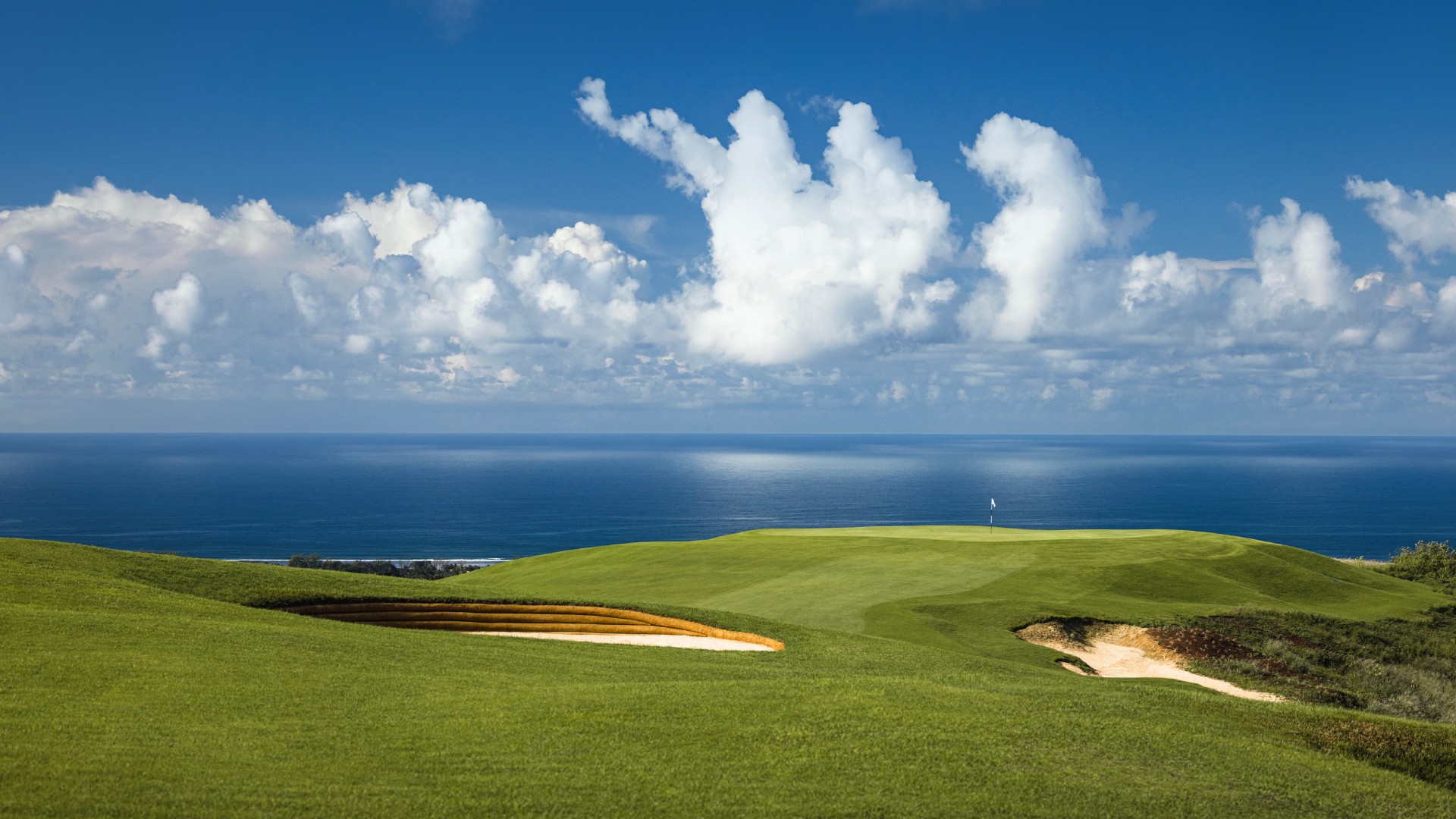 La Réserve Golf Course in Mauritius, a breathtaking round of golf with stunning panoramic views of the island